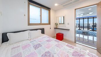 Pohang Blue Hill Pension