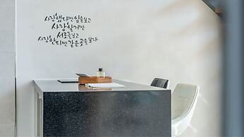 Pohang Blue Hill Pension