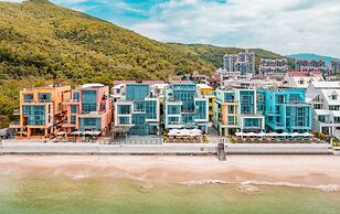 HAJANA Beachside Homestay