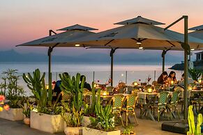 HAJANA Beachside Homestay
