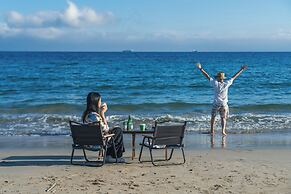 HAJANA Beachside Homestay