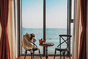 HAJANA Beachside Homestay
