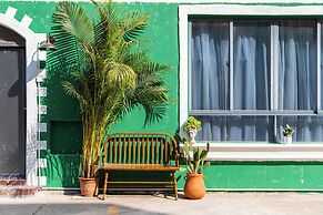 HAJANA Beachside Homestay