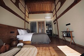 Leisure Courtyard Seascape Designer Homestay (Erhai Ecological Corrido