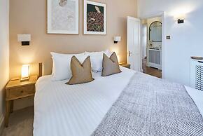 Host Stay Brunswick Place Apartment