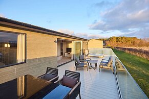 Host Stay Hazelwood Deluxe Lodge