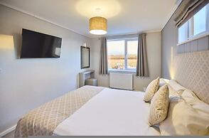 Host Stay Hazelwood Deluxe Lodge