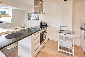 Host Stay St James Street