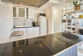 Host Stay St James Street