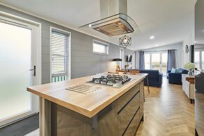 Host Stay Alder Spa Lodge