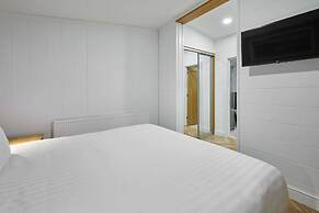 Host Stay Sycamore Spa Lodge