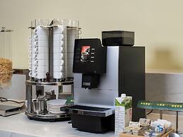 Mehood Lestie International Hotel Panyu Wanbo Yuangang Metro Station B