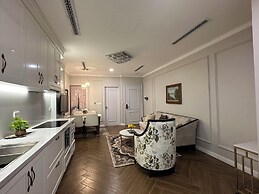 Luxe Paradise Suites Xuan Dieu