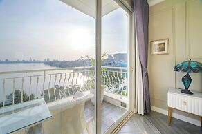 Luxe Paradise Suites Xuan Dieu