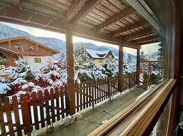 Rossiniweg Warm and Lovely Apartment With Terrace