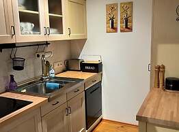 Rossiniweg Warm and Lovely Apartment With Terrace