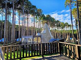 Forest Glamping Kanade no Mori Resorts
