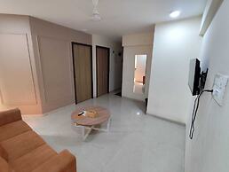 Varsity by Daily Stays