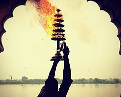 Hotel Tulsi Grand Inn