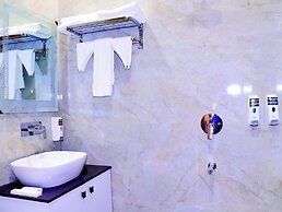 Hotel Tulsi Grand Inn