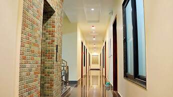 Hotel Tulsi Grand Inn