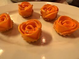 Hotel Tulsi Grand Inn