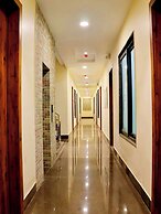 Hotel Tulsi Grand Inn