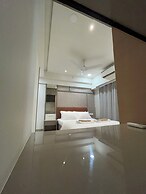 Southside by Daily Stays