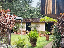 FANG FANG SUITES