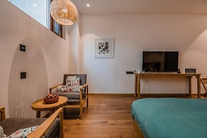 Lijiang Snow Mountain Bengu Hotel (Shuhe Ancient Town Branch)