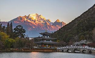Lijiang Snow Mountain Bengu Hotel (Shuhe Ancient Town Branch)