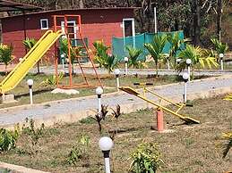 Cheetah Farms Jungle Stay