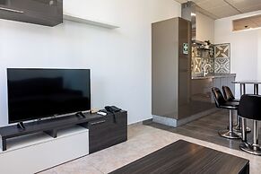 Apartamentos Avenida Tropical by Bossh