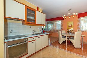 Apartman Mira