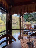 Ohrid Cozy Escape Modern Apartment for a Perfect Stay