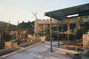 Mahakala Center