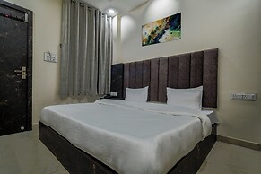 Madstays - Hari Pathak Chowk near Mahakal Mandir