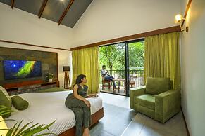 Crystal Kuruva Nature Resort & Spa