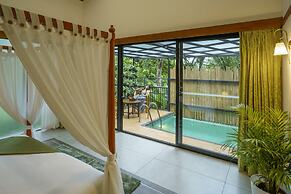 Crystal Kuruva Nature Resort & Spa