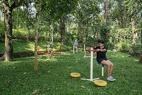 Crystal Kuruva Nature Resort & Spa