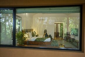 Crystal Kuruva Nature Resort & Spa