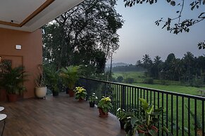 Crystal Kuruva Nature Resort & Spa