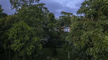 Crystal Kuruva Nature Resort & Spa