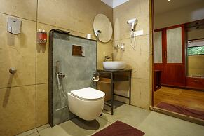 Crystal Kuruva Nature Resort & Spa