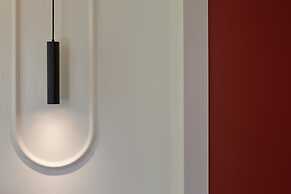 Dwell - Elegant City Stay