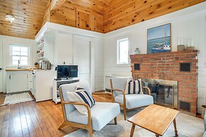 Walk to Beach: South Chatham Home