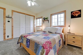 Nature Lovers Getaway in Rural Grants Pass