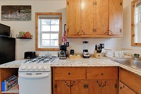 Nature Lovers Getaway in Rural Grants Pass