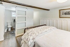 1 Mi to Main Street Polson: Updated Home w/ Deck!