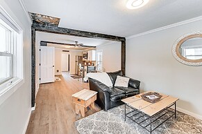 1 Mi to Main Street Polson: Updated Home w/ Deck!